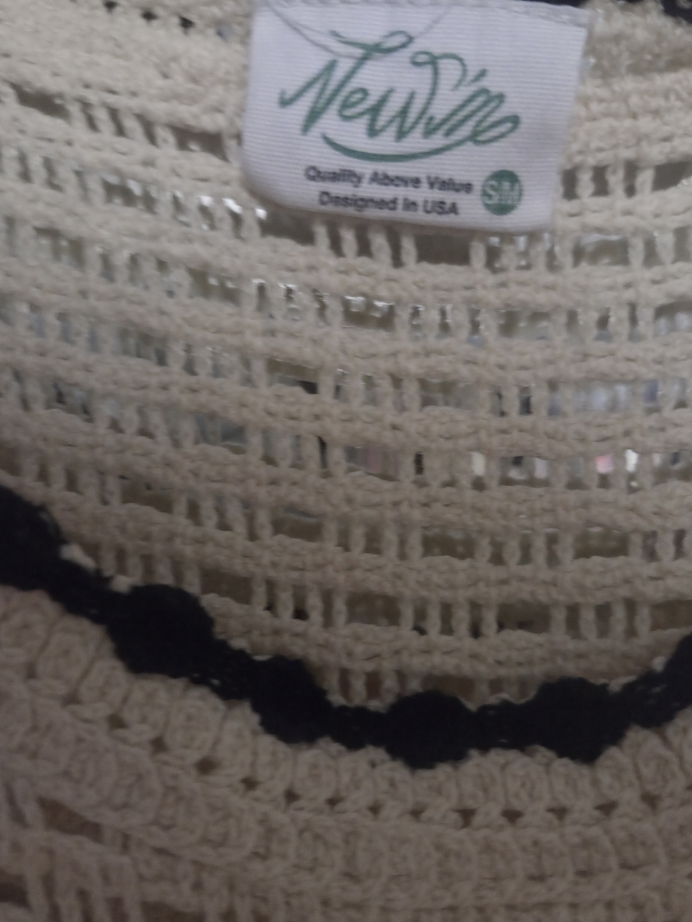 Crochet Floral-Trim Sleeveless Tank Top - Cream with Black Accents - Picture 4 of 4